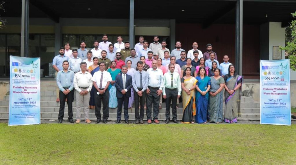 A Group Photo of Participants at Knowledge Sharing Workshop in Colombo